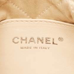 Pre Owned Chanel White Quilted Leather Mini 22 Chain Bag