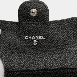 Pre Owned Chanel CC Quilted Caviar Flap Card Holder Wallet