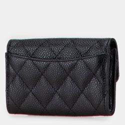 Pre Owned Chanel CC Quilted Caviar Flap Card Holder Wallet