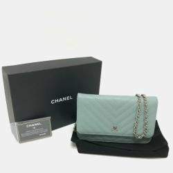 Pre Owned Chanel Long Wallet With V-Stitching And Coco Mark  Cc Chain Shoulder Bag  Caviar Leather    Blue