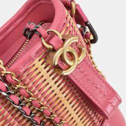 Pre Owned Chanel Pink Rattan Calfskin Small Gabrielle Shoulder Bag