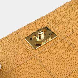 مملوكة مسبقًا Chanel Beige Calfskin Choco Bar Tote Handbag