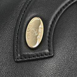 Pre Owned Chanel Black Lambskin Shoulder Bag