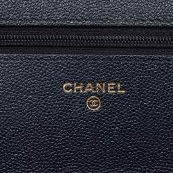 Pre Owned Chanel Navy Blue Quilted Caviar Leather Golden Class Wallet On Chain