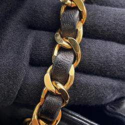 Pre Owned Chanel Cc Logo Chaintote Bag Black Lambskin