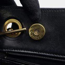 Pre Owned Chanel Cc Logo Chaintote Bag Black Lambskin