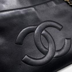 Pre Owned Chanel Cc Logo Chaintote Bag Black Lambskin
