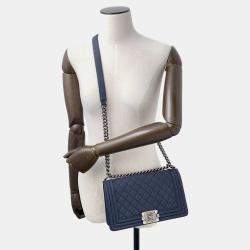 Pre Owned Chanel Boy Chanel Chain shoulder Bag Navy Caviar Leather Size 25