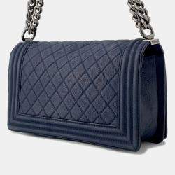 Pre Owned Chanel Boy Chanel Chain shoulder Bag Navy Caviar Leather Size 25