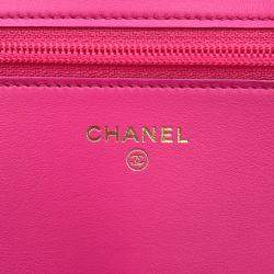 Pre Owned Chanel Boy'S Chanel Chevron Chain Wallet Pink Caviar Leather