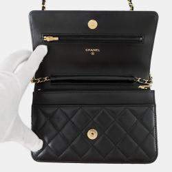 Pre Owned Chanel Matelasse Chain Wallet Black Lambskin