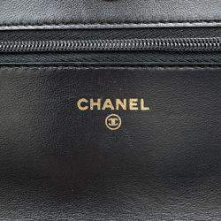 Pre Owned Chanel Matelasse Chain Wallet Black Lambskin