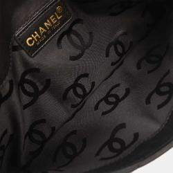 Pre Owned Chanel Black Lambskin Choco Bar Chain Handbag
