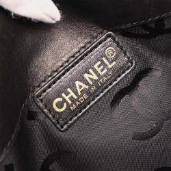Pre Owned Chanel Black Lambskin Choco Bar Chain Handbag