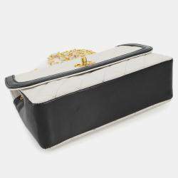 Pre Owned Chanel Turnlock CC White/Black Leather Flap Bag