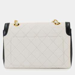 Pre Owned Chanel Turnlock CC White/Black Leather Flap Bag