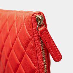Pre Owned Chanel Red Large Quilted Lambskin O Case Clutch