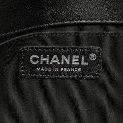 Pre Owned Chanel Black Old Medium Chevron Lambskin Boy Flap
