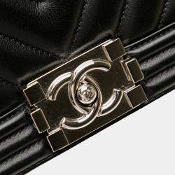 Pre Owned Chanel Black Old Medium Chevron Lambskin Boy Flap