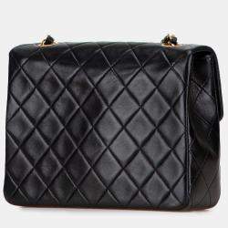 Pre Owned Chanel Black Small Square Quilted Lambskin Flap