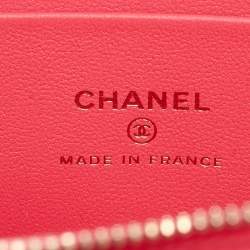 Pre Owned Chanel Pink Quilted Leather Small Vanity Case With Chain