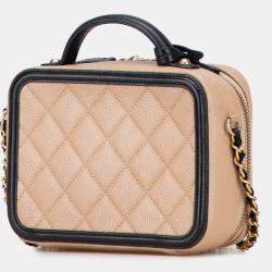Pre Owned Chanel Small Caviar CC Filigree Vanity Case
