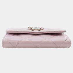 Pre Owned Chanel Pink Quilted Caviar Coco Candy Card Holder on Chain