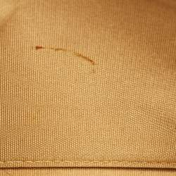 مملوكة مسبقًا Chanel Gold Quilted Leather Boy Flap Wallet