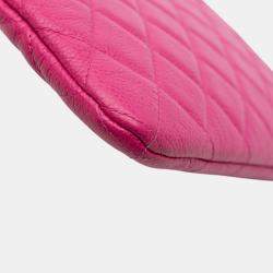 Pre Owned Chanel Pink Small Quilted Caviar O Case Clutch