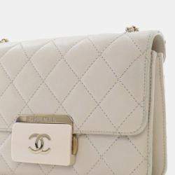 Pre Owned Chanel Cream Mini Sheepskin Beauty Lock Flap
