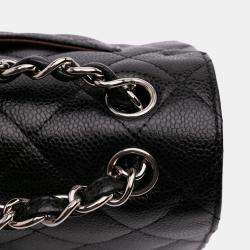 Pre Owned Chanel Black Jumbo Classic Caviar Double Flap