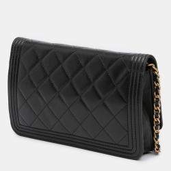 Pre Owned Chanel Black Quilted Lambskin Boy Wallet On Chain