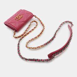Pre Owned Chanel Red Quilted Lambskin Chanel 19 Card Holder On Chain