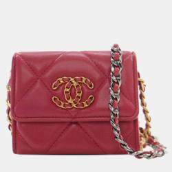 Pre Owned Chanel Red Quilted Lambskin Chanel 19 Card Holder On Chain