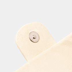 Pre Owned Chanel White Quilted Calfskin Expandable Zip Yacht Flap