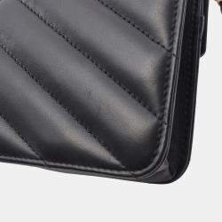 Pre Owned Chanel Black Chevron Lambskin Button Wallet On Chain