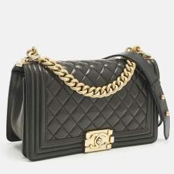 Pre Owned Chanel Black Quilted Leather Medium Boy Flap Bag