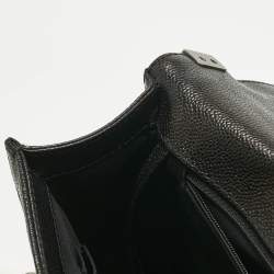 Pre Owned Chanel Black Quilted Caviar Leather Large Boy Flap Bag