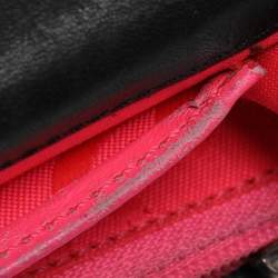 مملوكة مسبقًا Chanel Black Quilted Leather Cambon Ligne Wallet