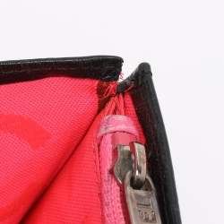 مملوكة مسبقًا Chanel Black Quilted Leather Cambon Ligne Wallet