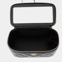 Pre Owned Chanel Matelasse Chain Vanity Black Lambskin