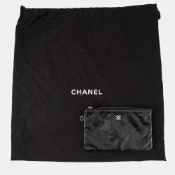 Pre Owned Chanel Chanel22 Black Shiny Calf Leather Medium Handbag 