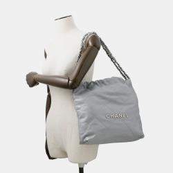 Pre Owned Chanel Chanel 22 Gray Shiny Calf Leather Small Handbag 