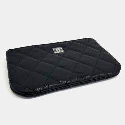 Pre Owned Chanel Black Leather Caviar Pouch