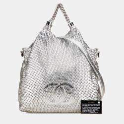 Pre Owned Chanel Silver Medium Metallic Glazed Calfskin Perforated Rodeo Drive Satchel