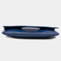 Pre Owned Chanel Blue Small Bicolor Aged Calfskin 31 Pouch