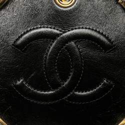 Pre Owned Chanel Black Crumpled Calfskin En Vogue Round Bag