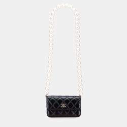 Pre Owned Chanel Black Quilted Calfskin Maxi Pearls Clutch With Chain