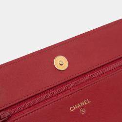 Pre Owned Chanel Red CC Quilted Velvet Wallet on Chain