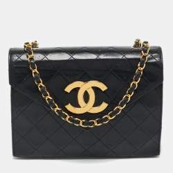 Pre Owned Chanel Black Quilted Leather Vintage CC Square Flap Bag 